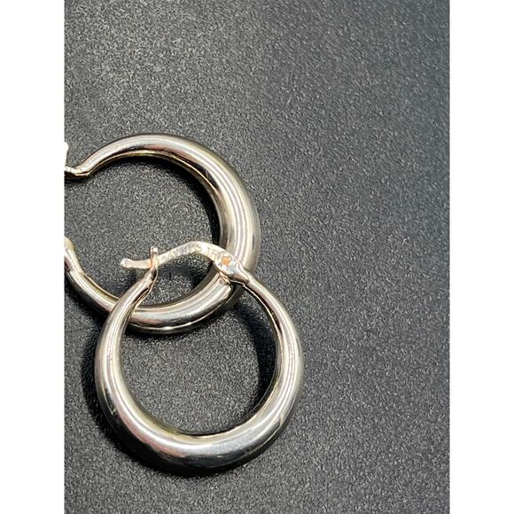 AV 925 Designer Sterling Silver Crescent Pierced Hoop Earrings, 2.9 grams - Picture 11 of 11
